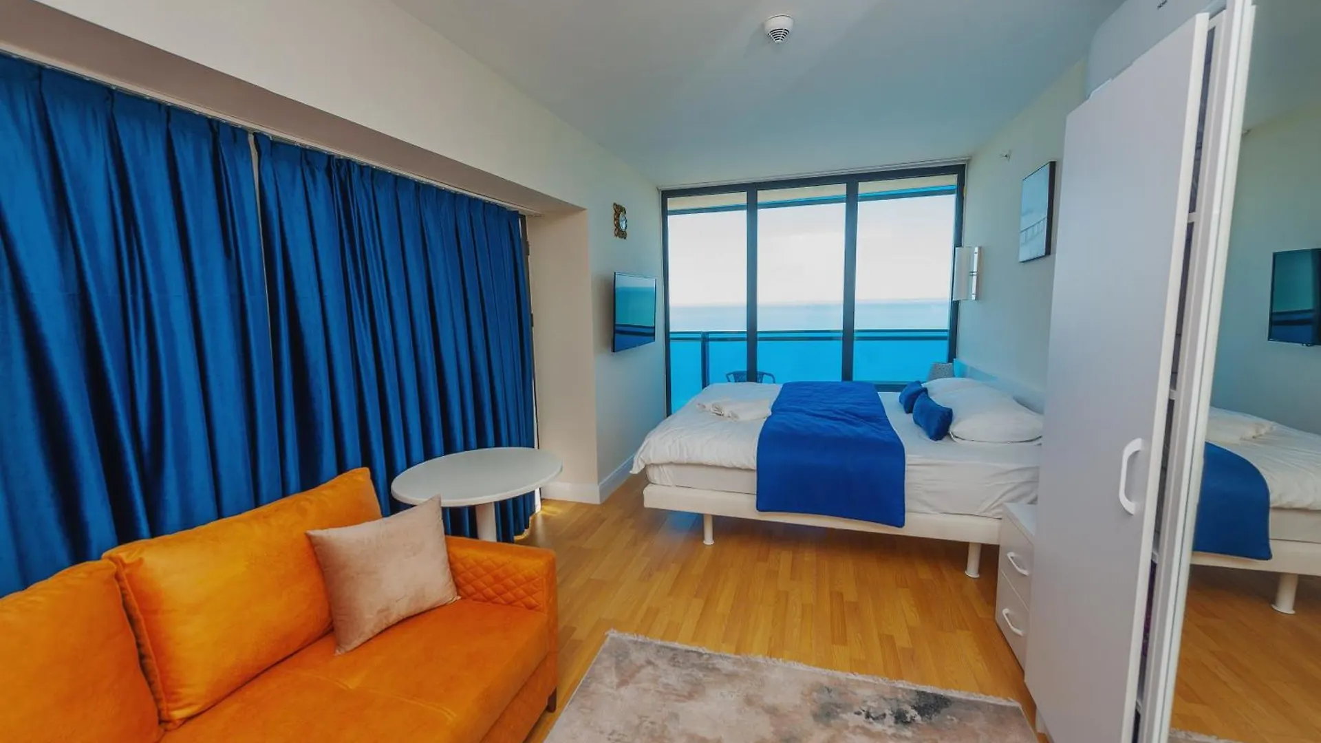 Orbi City Aparthotel Batumi Beach